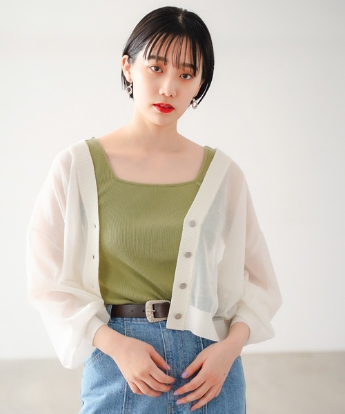 PAGEBOY（ページボーイ）の「シアーショートカーディガン（カーディガン/ボレロ・レディース・ブラック/オフホワイト/グレイッシュベージュ/グリーン系その他4・FREE）」の5枚目の写真