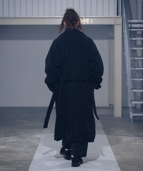 CASPER JOHN(キャスパージョン)の「Boa Gown Coat/ボアガウンコート(その他アウター・メンズ・ブラック/ナチュラル・SMALL/MEDIUM/LARGE)」の8枚目の写真
