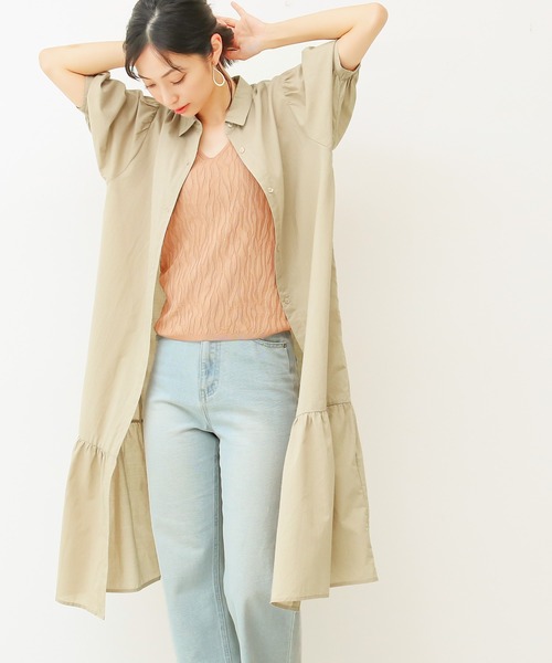 Social GIRL(ソーシャルガール)の「ティアードシャツワンピース(シャツワンピース・レディース・ブラック/オフホワイト/ストライプ/ベージュ・M)」の1枚目の写真