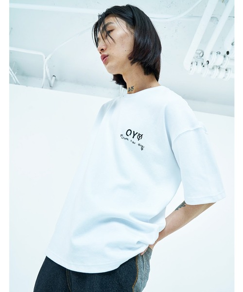 OY（オーワイ）の「『OY/オーワイ』BOSS LOGO T/メッセージロゴプリント半袖Tシャツ（Tシャツ/カットソー・メンズ・ホワイト/ブラック・FREE）」の21枚目の写真