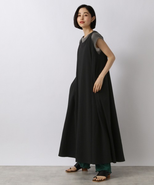 LOWRYS FARM（ローリーズファーム）の「ボリュームテントワンピースＮＳ　956322（ワンピース・レディース・ブラック/アイボリー/ネイビー・FREE）」の2枚目の写真