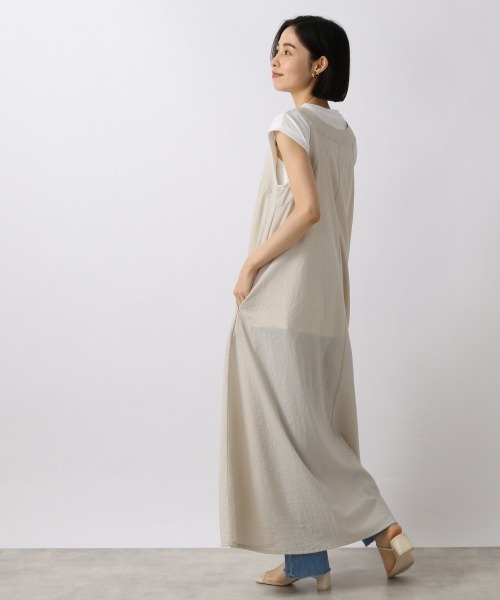 LOWRYS FARM（ローリーズファーム）の「ボリュームテントワンピースＮＳ　956322（ワンピース・レディース・ブラック/アイボリー/ネイビー・FREE）」の8枚目の写真