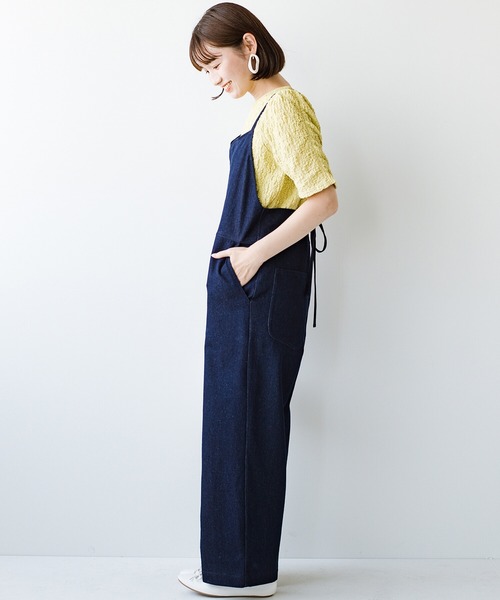 haco!（ハコ）の「あした晴れたら朝から出かけよう 雨が降ったら夜まで映画見ていよう あなたと過ごす毎日はたのしい どんな日にも寄り添うデニムサロペットパンツ by you made me（サロペット/オーバーオール・レディース・インディゴブルー・1/2）」の21枚目の写真