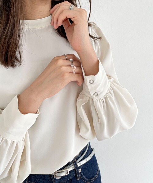 EPIMI E'PIMMY（エピミエピミー）の「ヴィンテージサテンボリュームブラウス（シャツ/ブラウス・レディース・オフホワイト/チャコールグレー/マスタード・MEDIUM）」の14枚目の写真