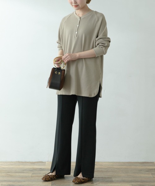 F by ROSSO(エフバイロッソ)の「F by ROSSO ストレッチスリットパンツ∴(その他パンツ・レディース・ボルドー/イエロー/ブラック・36/38)」の16枚目の写真