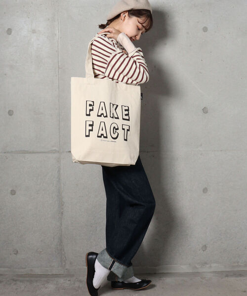 ROOTOTE（ルートート）の「【WEB限定】ROOTOTE プリントトートバッグ（トートバッグ・レディース・ホワイト系その他/ホワイト系その他3/ホワイト系その他2/ホワイト系その他4/ホワイト系その他5/ホワイト系その他6・FREE）」の8枚目の写真