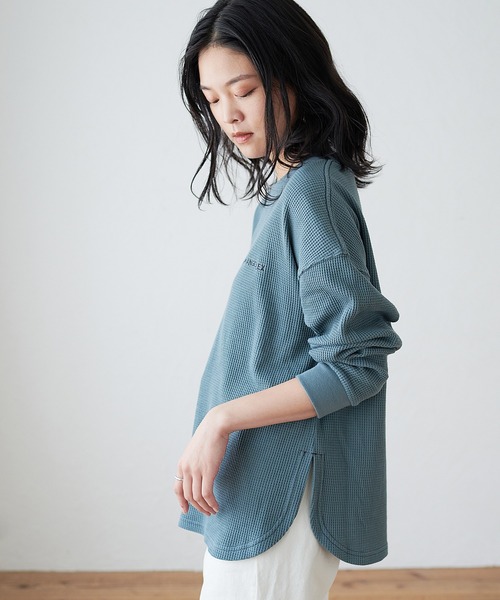 KANGOL EXTRA COMFORT（カンゴールエクストラコンフォート）の「バイカラー(配色)ステッチ　ワッフルラウンドヘムロンT（Tシャツ/カットソー・レディース・ブラック/ベージュ/ブルーグレー/モカ・LL/M/L）」の11枚目の写真