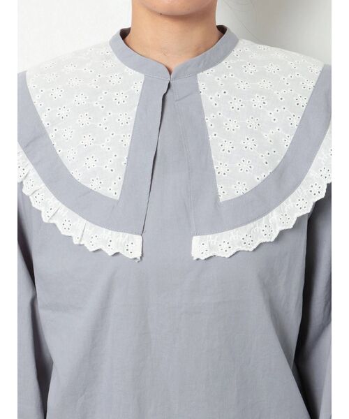 merry jenny（メリージェニー）の「レースコンビbigカラーブラウス（シャツ/ブラウス・レディース・オフホワイト/グレー/ブラック・FREE）」の4枚目の写真