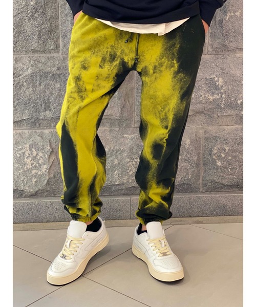 DIESEL(ディーゼル)の「メンズ ボトムス スウェットパンツ ルーズフィット オーガニックコットン(その他パンツ・メンズ・ブラック×イエロー/ブルー系その他・LARGE/SMALL/XX-LARGE/X-SMALL/MEDIUM/X-LARGE)」の16枚目の写真