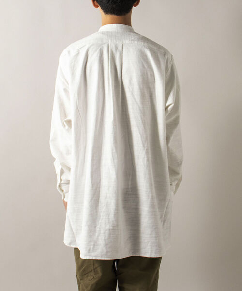 ARMY TWILL（アーミーツイル）の「【ARMY TWILL/アーミーツイル】コットンスラブ スリーピングシャツ（シャツ/ブラウス・メンズ・オフホワイト/ダークブラウン・LARGE/MEDIUM）」の17枚目の写真