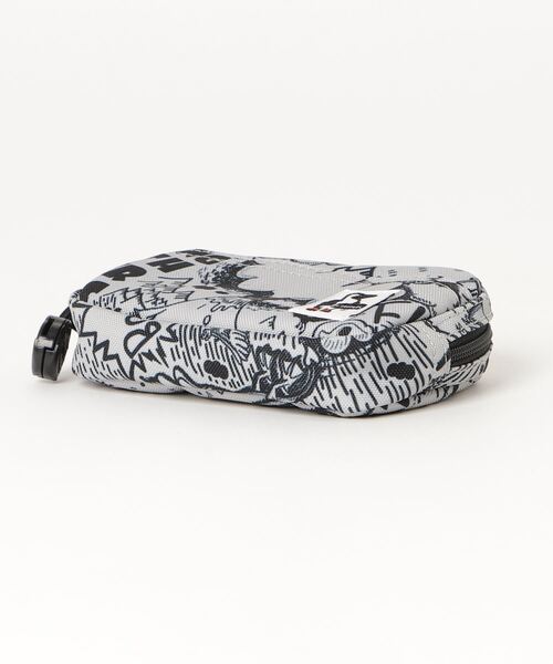 CHUMS（チャムス）の「CHUMS/チャムス ポーチ リサイクルデュアルソフトケース Recycle Dual Soft Case CH60-3138（ポーチ・メンズ・ベージュ/ブラック/ブラック×ブラック/カーキ/グレー/レッド/ブラウン/ネイビー/パープル/ブラック系その他2/ベージュ系その他2/ブラック×グレー/その他・FREE）」の20枚目の写真