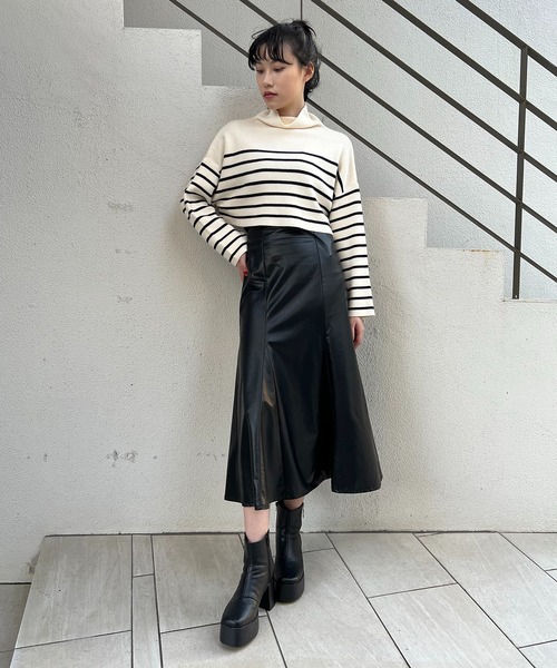 RASVOA（ラスボア）の「フェイクレザーマーメイドスカート（スカート・レディース・ブラック・FREE）」の3枚目の写真
