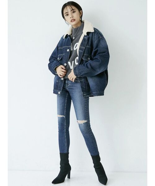 GYDA（ジェイダ）の「ボアデニムGジャン（デニムジャケット・レディース・ブルー/インディゴブルー・FREE）」の4枚目の写真