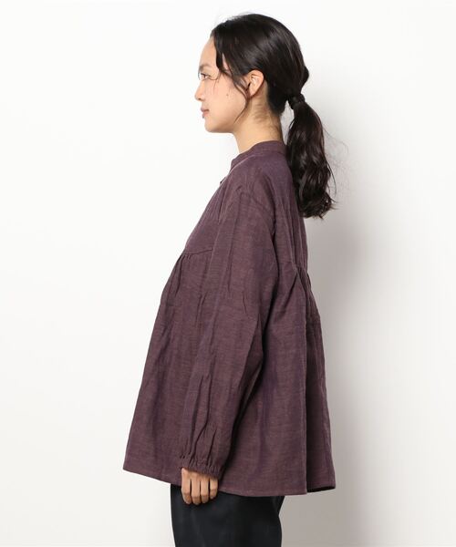 Samansa Mos2（サマンサ モスモス）の「ダブルガーゼヨークギャザーブラウス（シャツ/ブラウス・レディース・パープル/イエロー/チャコール/キナリ・ﾌﾘ-）」の5枚目の写真