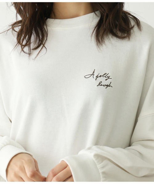 CHILLE(チル)の「刺繍ロゴBIG裏毛スウェット(スウェット・レディース・スミクロ/ライトブルー/ホワイト・FREE)」の11枚目の写真