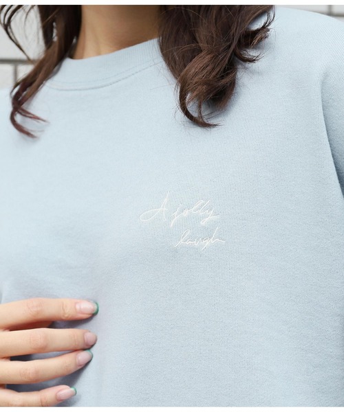CHILLE(チル)の「刺繍ロゴBIG裏毛スウェット(スウェット・レディース・スミクロ/ライトブルー/ホワイト・FREE)」の13枚目の写真