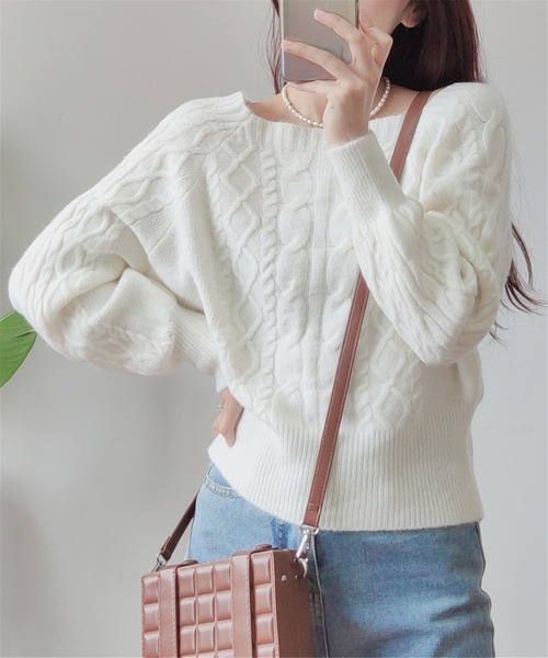 MAISON DE THERESE（メゾン ド テレーズ）の「スクエアネック ニット