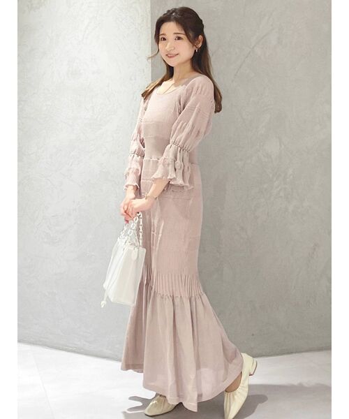 MERCURYDUO（マーキュリーデュオ）の「シャーリングニットワンピース（ワンピース・レディース・ブラック/ダークグリーン/ベージュ・FREE）」の19枚目の写真