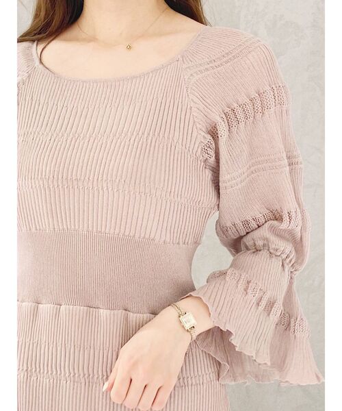 MERCURYDUO（マーキュリーデュオ）の「シャーリングニットワンピース（ワンピース・レディース・ブラック/ダークグリーン/ベージュ・FREE）」の17枚目の写真