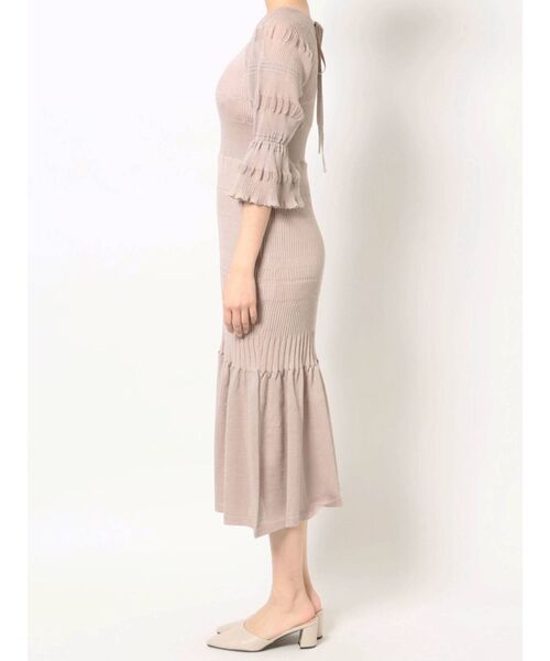 MERCURYDUO（マーキュリーデュオ）の「シャーリングニットワンピース（ワンピース・レディース・ブラック/ダークグリーン/ベージュ・FREE）」の12枚目の写真