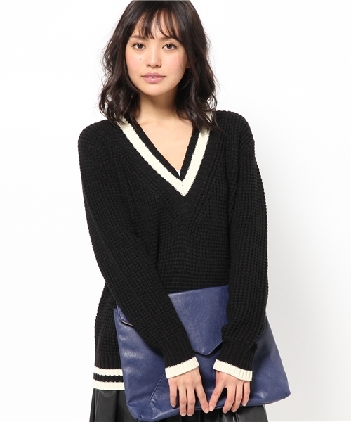 DISCOAT（ディスコート）の「【Discoat】ライン使い畦Vネックプルオーバー（ニット/セーター・レディース・アイボリー/ブラック・ﾌﾘ-）」の2枚目の写真