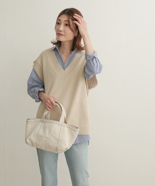 URBAN RESEARCH DOORS（アーバンリサーチドアーズ）の「Vネックニットベスト（ニット/セーター・レディース・ベージュ/ベージュ系その他・1）」の22枚目の写真