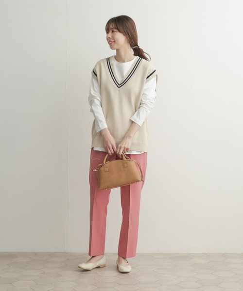 URBAN RESEARCH DOORS（アーバンリサーチドアーズ）の「Vネックニットベスト（ニット/セーター・レディース・ベージュ/ベージュ系その他・1）」の6枚目の写真