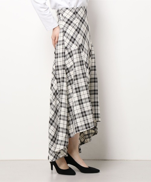 DURAS（デュラス）の「チェック柄ハイウエストテールスカート（スカート・レディース・ブラック/ブルー・FREE）」の18枚目の写真