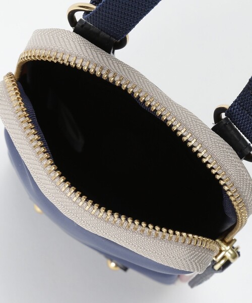 BLUE LABEL CRESTBRIDGE（ブルーレーベルクレストブリッジ）の 