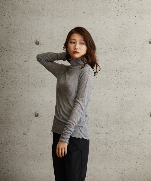 L.H.P（エルエイチピー）の「courage/クラージュ/2WAY シアー素材ハイネック ロンT（Tシャツ/カットソー・レディース・ブラック/グレー/ベージュ/グリーン・SMALL/MEDIUM/LARGE）」の18枚目の写真