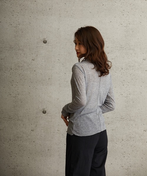 L.H.P（エルエイチピー）の「courage/クラージュ/2WAY シアー素材ハイネック ロンT（Tシャツ/カットソー・レディース・ブラック/グレー/ベージュ/グリーン・SMALL/MEDIUM/LARGE）」の20枚目の写真