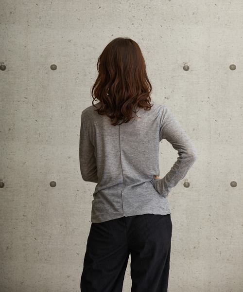 L.H.P（エルエイチピー）の「courage/クラージュ/2WAY シアー素材ハイネック ロンT（Tシャツ/カットソー・レディース・ブラック/グレー/ベージュ/グリーン・SMALL/MEDIUM/LARGE）」の22枚目の写真