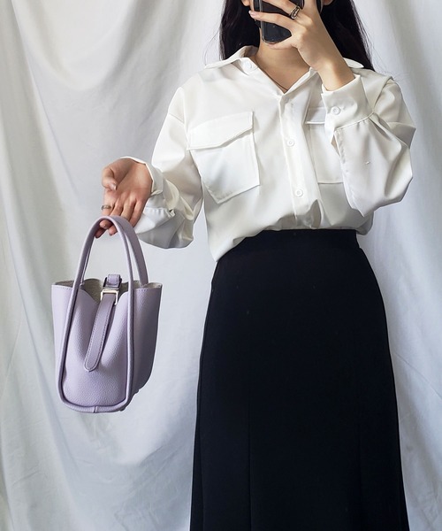 me+em select（ミームセレクト）の「【 6色展開 ／ ３WAY 】フェイクレザースクエアバケツバッグ（ ポーチ／ショルダーストラップ付属 ）（ハンドバッグ・レディース・ホワイト/ブラック/ベージュ/パープル/ブラウン/グリーン・FREE）」の10枚目の写真