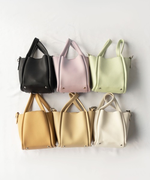 me+em select（ミームセレクト）の「【 6色展開 ／ ３WAY 】フェイクレザースクエアバケツバッグ（ ポーチ／ショルダーストラップ付属 ）（ハンドバッグ・レディース・ホワイト/ブラック/ベージュ/パープル/ブラウン/グリーン・FREE）」の12枚目の写真