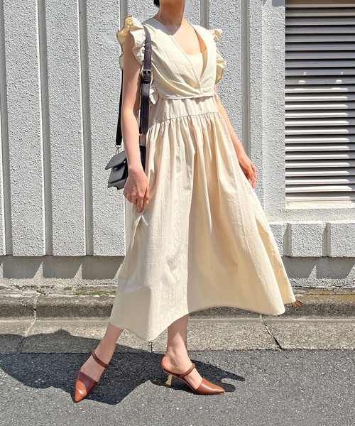 Jewelobe（ジュエローブ）の「カシュクールベストセットアップ