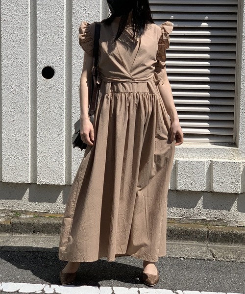 Jewelobe(ジュエローブ)の「カシュクールベストセットアップワンピース(ワンピース・レディース・ブラック/ベージュ/ブラウン/イエロー・FREE)」の22枚目の写真
