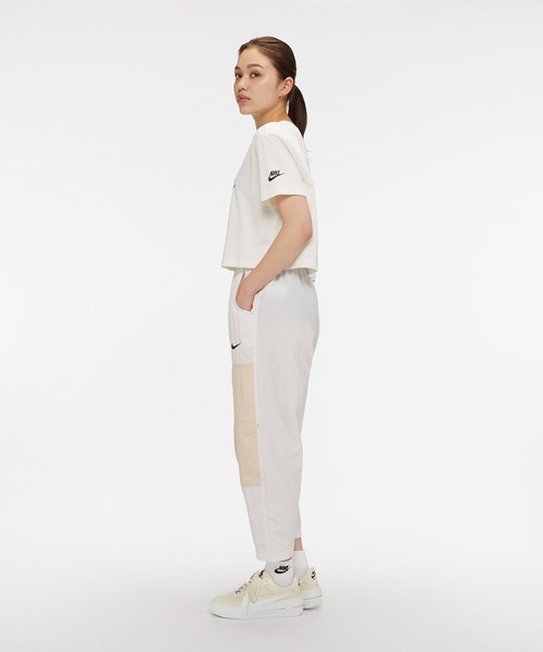 NIKE（ナイキ）の「ナイキ エア フォース 1 PLT.AF.ORM ウィメンズシューズ / Nike Air Force 1 PLT.AF.ORM Women's Shoes＜22-29cm 展開＞（スニーカー・レディース・ホワイト/オフホワイト/ブラック/ピンク系その他2/ホワイト系その他2/クリーム/グレー系その他/アイボリー/ブラウン系その他・25/26/22/23/26.5/22.5/24/24.5/25.5/23.5/27.5/28/27/28.5/29）」の11枚目の写真