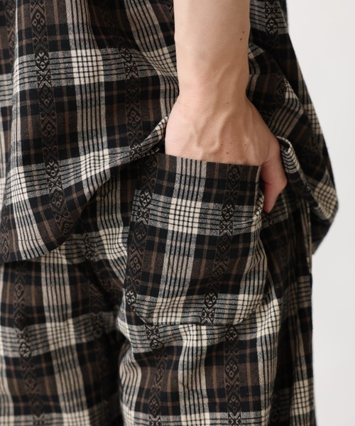 BROKEN BASE（ブロークンベース）の「ワイドチェックパンツ（その他パンツ・メンズ・ブラック/イエロー・MEDIUM/LARGE）」の13枚目の写真