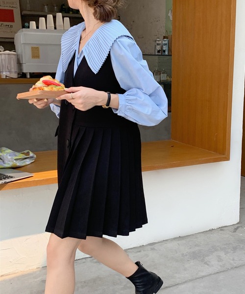 ANOTHER S(アナザーエス)の「片面プリーツ仕立てジレ(ベスト・レディース・ブラック・FREE)」の4枚目の写真