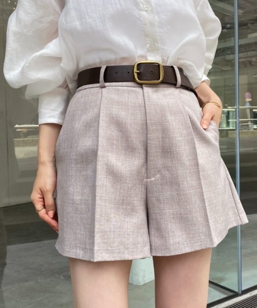 one after another NICE CLAUP（ワンアフターアナザーナイスクラップ）の「夏のスタイリングにおすすめ　ベルト付きショートパンツ（その他パンツ・レディース・ブラック/ブラウン/アイボリー・FREE）」の3枚目の写真