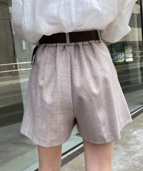 one after another NICE CLAUP（ワンアフターアナザーナイスクラップ）の「夏のスタイリングにおすすめ　ベルト付きショートパンツ（その他パンツ・レディース・ブラック/ブラウン/アイボリー・FREE）」の16枚目の写真