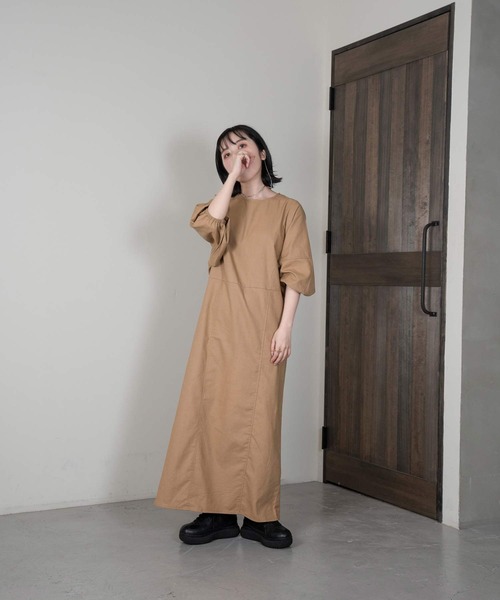 lawgy(ラウジー)の「linen like puff sleeve op(ワンピース・レディース・アイボリー/キャメル/ブラック・FREE)」の4枚目の写真
