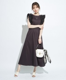 Apuweiser-riche（アプワイザーリッシェ）の「フリルスリーブ