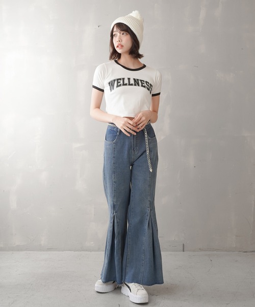 SPINNS（スピンズ）の「ボックスプリーツ デニムフレアパンツ（デニムパンツ・レディース・ブルー/ライトブルー・ONESIZE）」の8枚目の写真