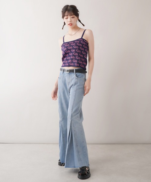 SPINNS（スピンズ）の「ボックスプリーツ デニムフレアパンツ（デニムパンツ・レディース・ブルー/ライトブルー・ONESIZE）」の14枚目の写真