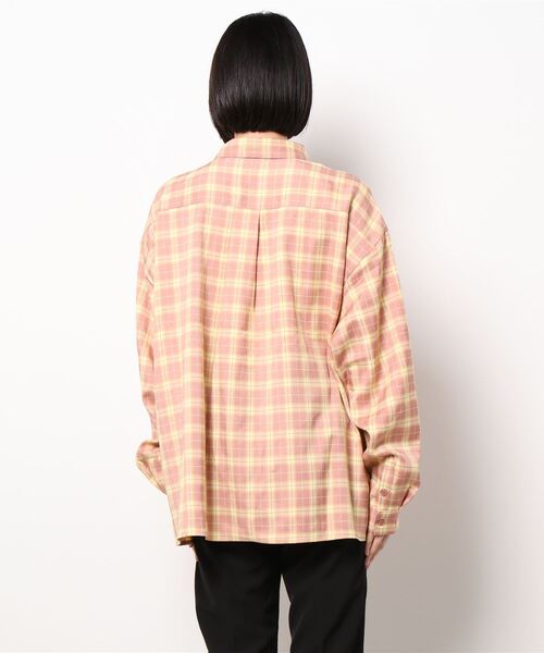 TINA：JOJUN（ティーナジョジュン）の「ユニセックス マドラスチェックシャツ TINA：JOJUN（シャツ/ブラウス・レディース・ピンク/ブラック・M）」の18枚目の写真