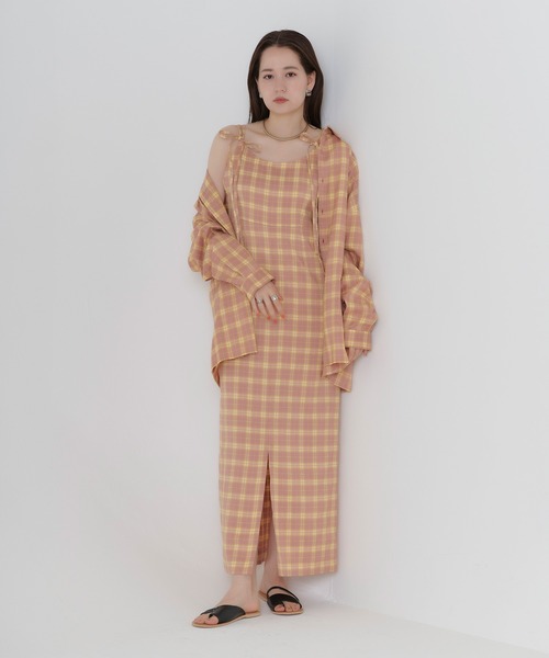 TINA：JOJUN（ティーナジョジュン）の「ユニセックス マドラスチェックシャツ TINA：JOJUN（シャツ/ブラウス・レディース・ピンク/ブラック・M）」の5枚目の写真