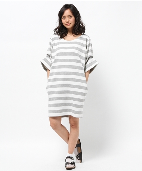 DISCOAT(ディスコート)の「【Discoat】ポンチ後ろリボンボーダーワンピース(ワンピース・レディース・オフホワイト/グレー・フリ-)」の13枚目の写真