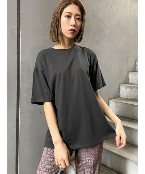 EMODA（エモダ）の「ボーイズルーズプリントTシャツ（Tシャツ/カットソー・レディース・ブルー/ホワイト/グレー/ブラック・FREE）」の13枚目の写真