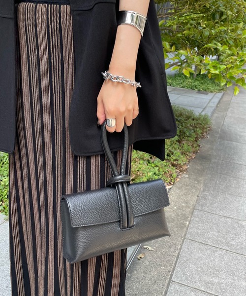 DouDou（ドゥドゥ）の「ループ2WAYハンドルバッグ（ショルダーバッグ・レディース・ホワイト/ブラック/レッド・FREE）」の4枚目の写真